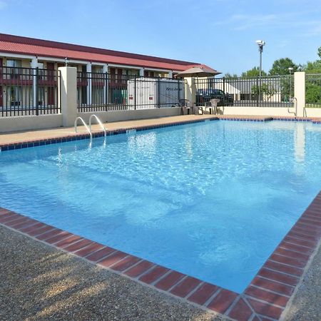 Americas Best Value Inn Tupelo Barnes Crossing Exteriör bild