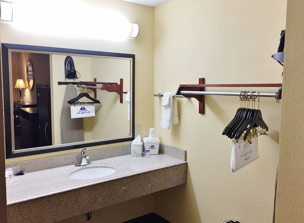 Americas Best Value Inn Tupelo Barnes Crossing Rum bild