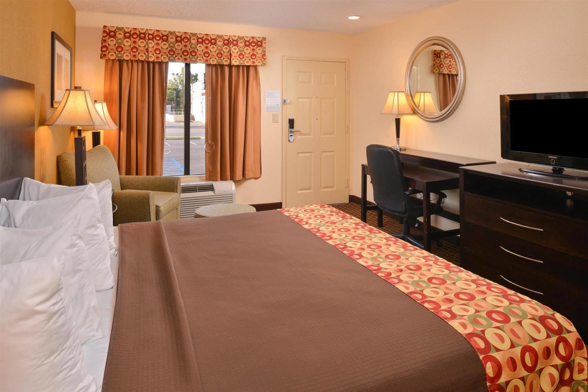Americas Best Value Inn Tupelo Barnes Crossing Exteriör bild