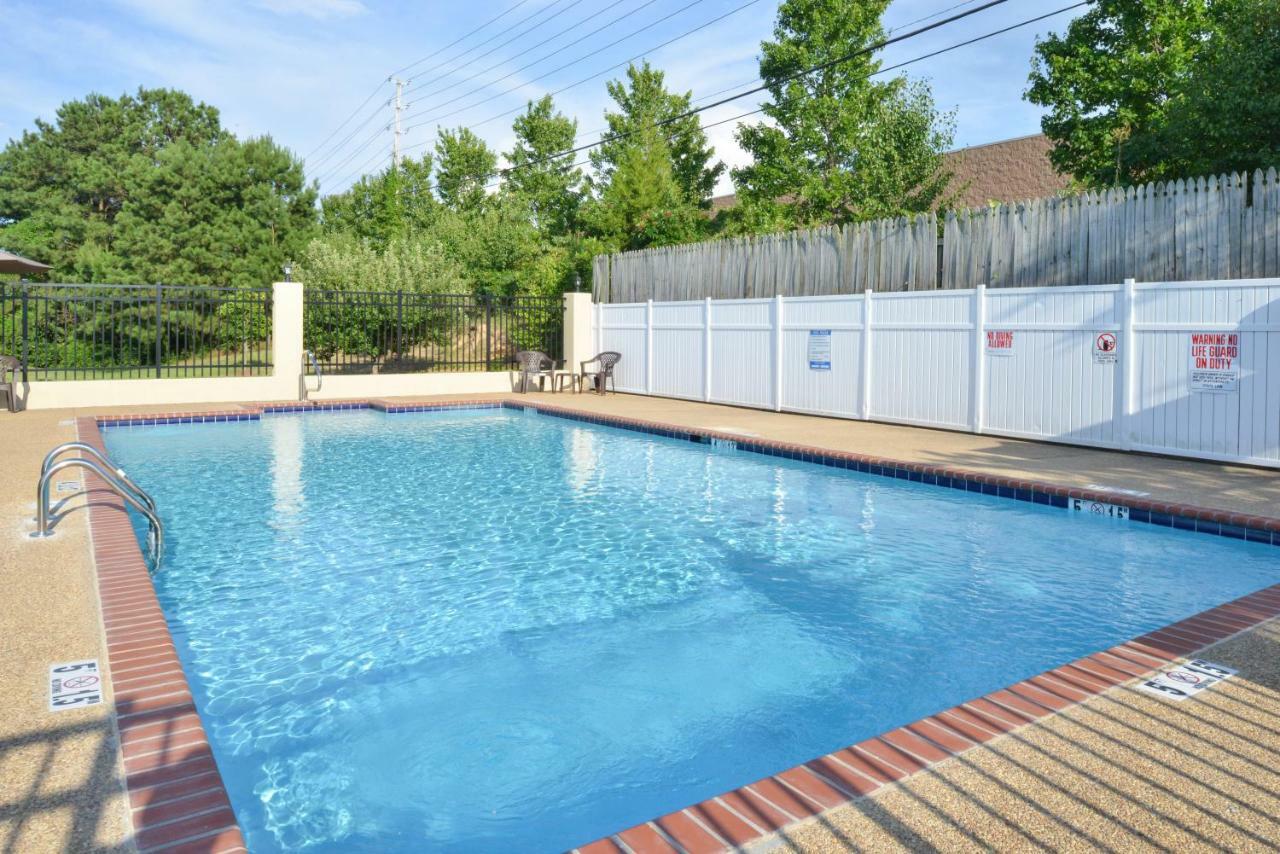 Americas Best Value Inn Tupelo Barnes Crossing Exteriör bild